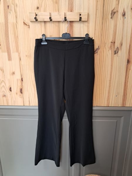 Pantalon Fluide Zara Noir Femme Taille L - vue de devant - Vintage Seconde Main - Cool Frip