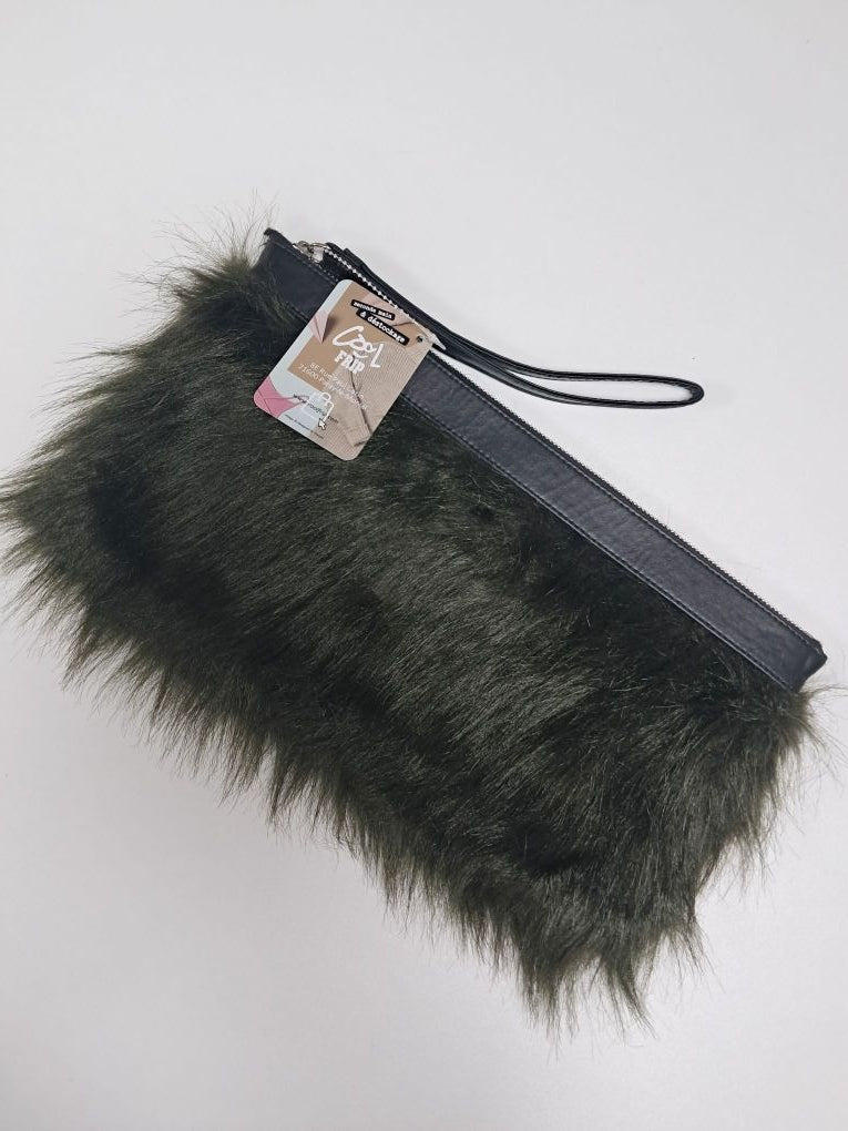 Pochette Deux - Élégance et Praticité pour Tous Vos Besoins COOL FRIP