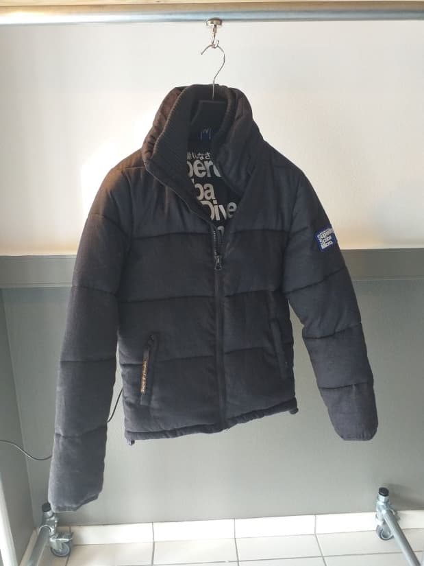 Doudoune Noire Superdry Polyester Homme L | Friperie Vintage Seconde Main COOL FRIP