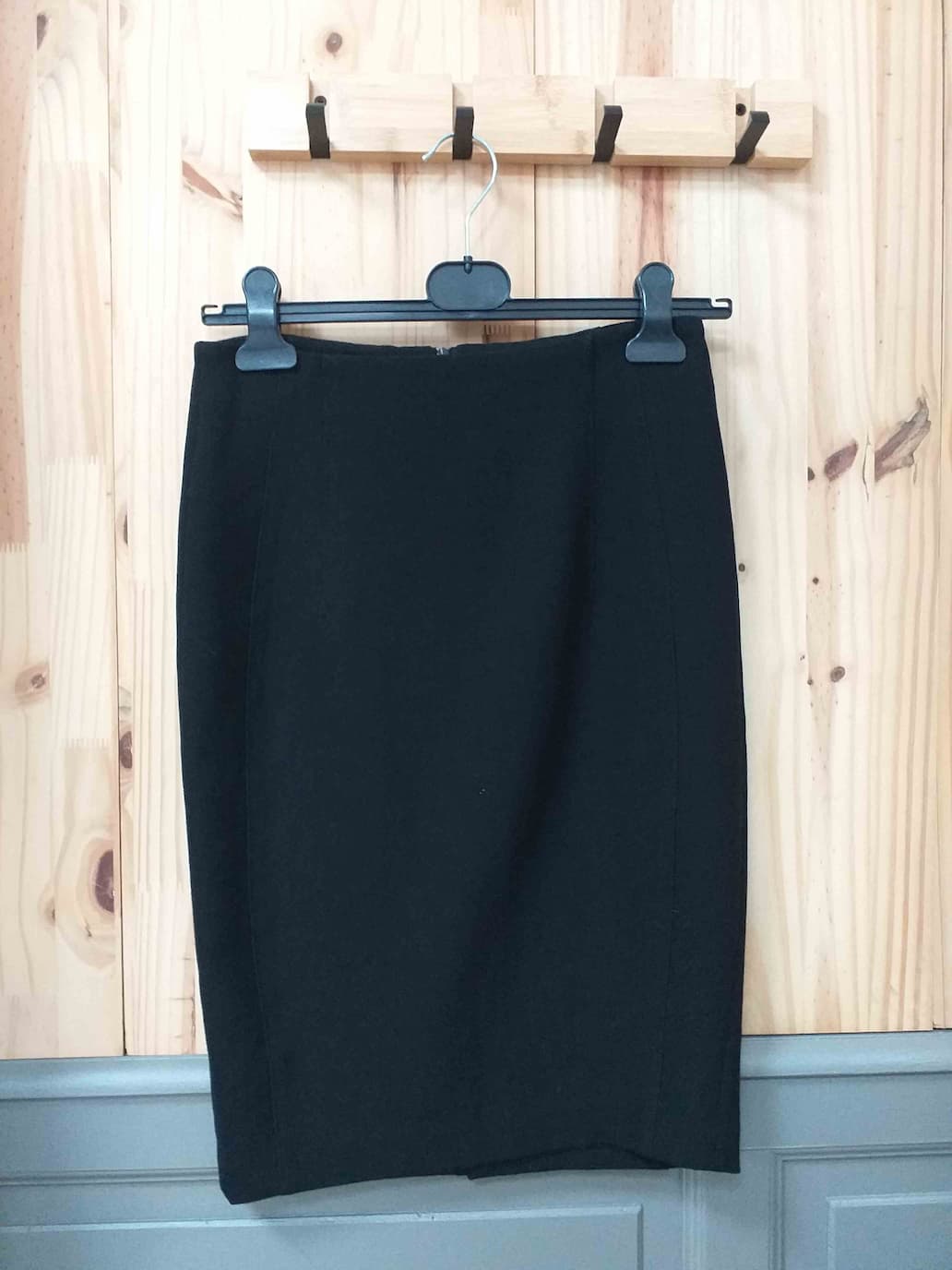 Jupe Noir Zara Polyester Femme 36 | Friperie Vintage Seconde Main COOL FRIP