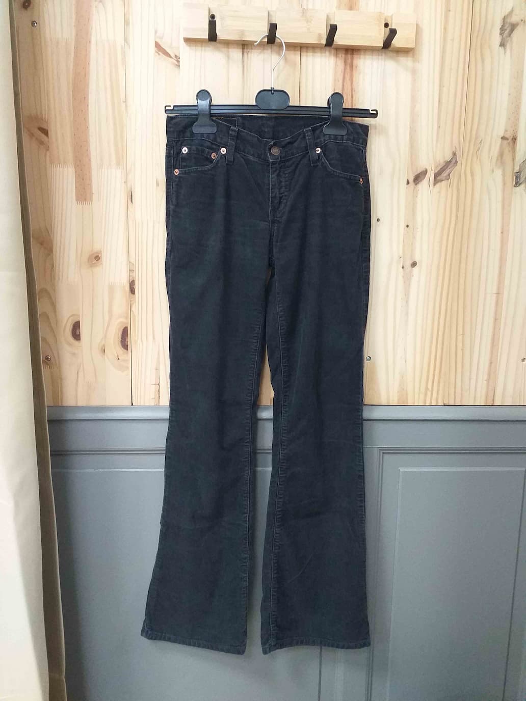 Pantalon Noir Levi’s Coton Femme W26 L32 | Friperie Vintage Seconde Main COOL FRIP