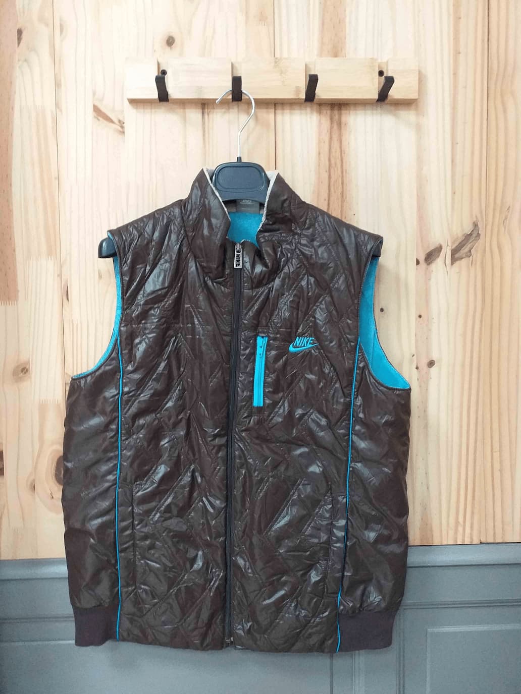 Gilet Marron Nike Sans Manches Polyester Femme XS | Friperie Vintage Seconde Main COOL FRIP