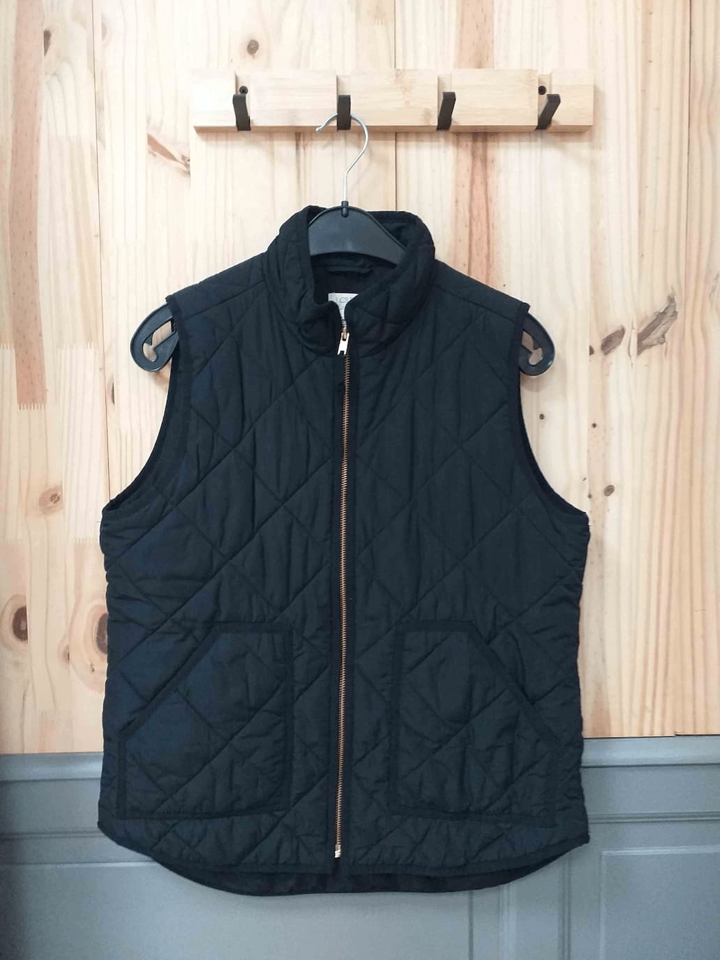 Gilet Noir J. Crew Sans Manches Polyester Femme M | Friperie Vintage Seconde Main COOL FRIP