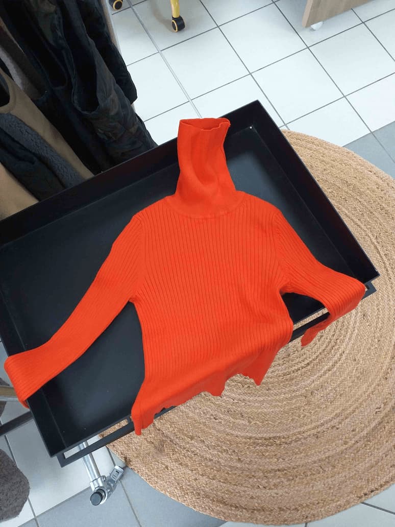 Col Roulé Orange Zara Viscose Femme S | Friperie Vintage Seconde Main COOL FRIP