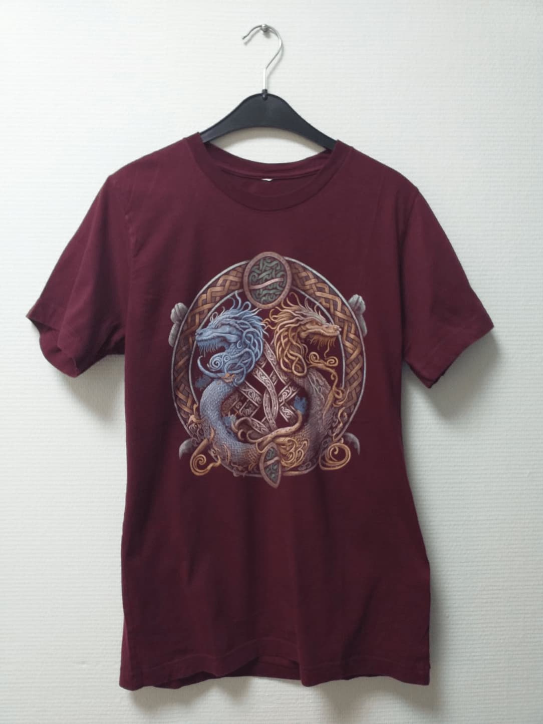 T-shirt Prune Dragons Femme S Sans Marque - Friperie Vintage Seconde Main COOL FRIP