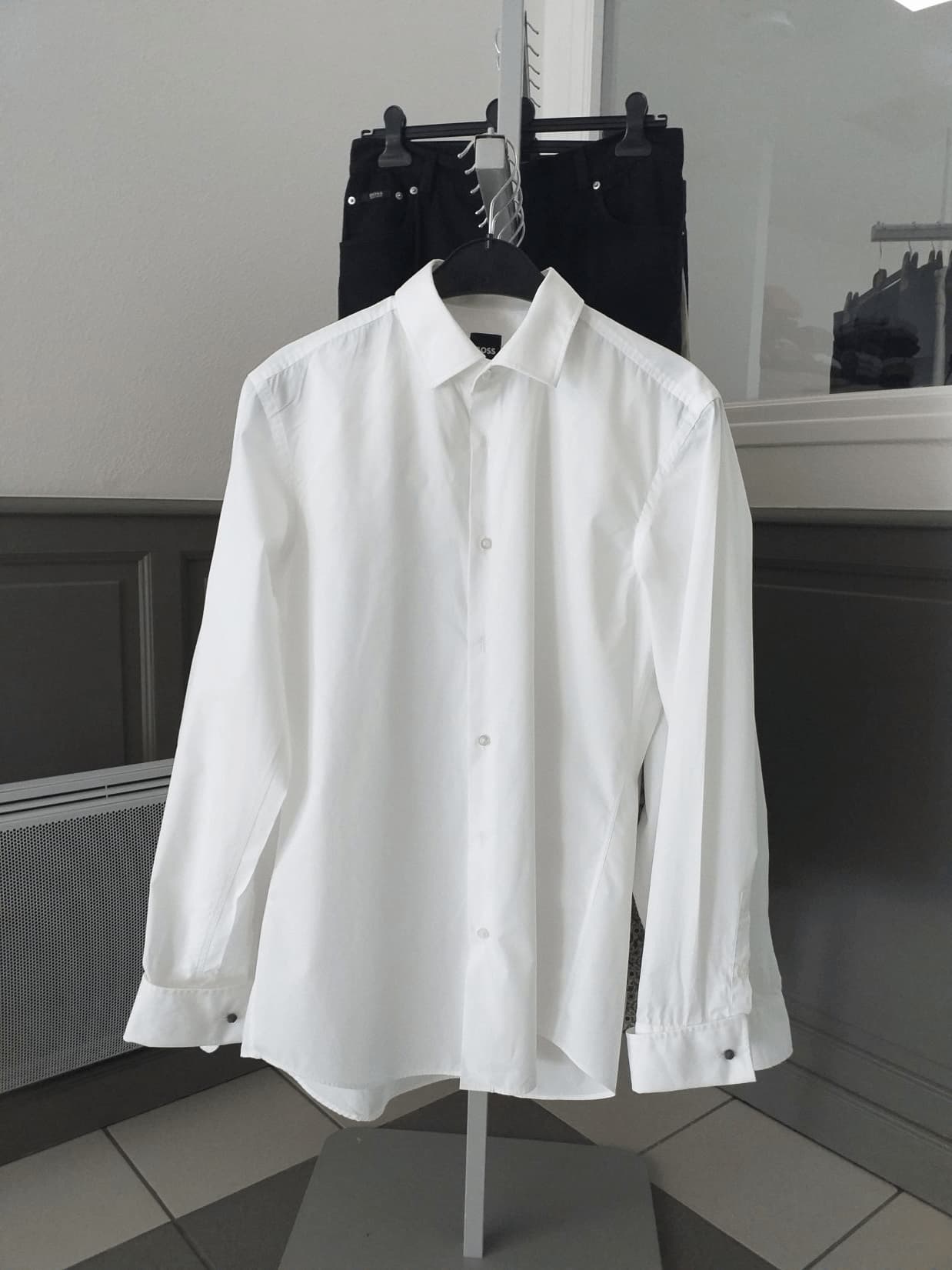 Chemise Blanche Coton Hugo Boss Homme L - Friperie Vintage Seconde Main COOL FRIP  