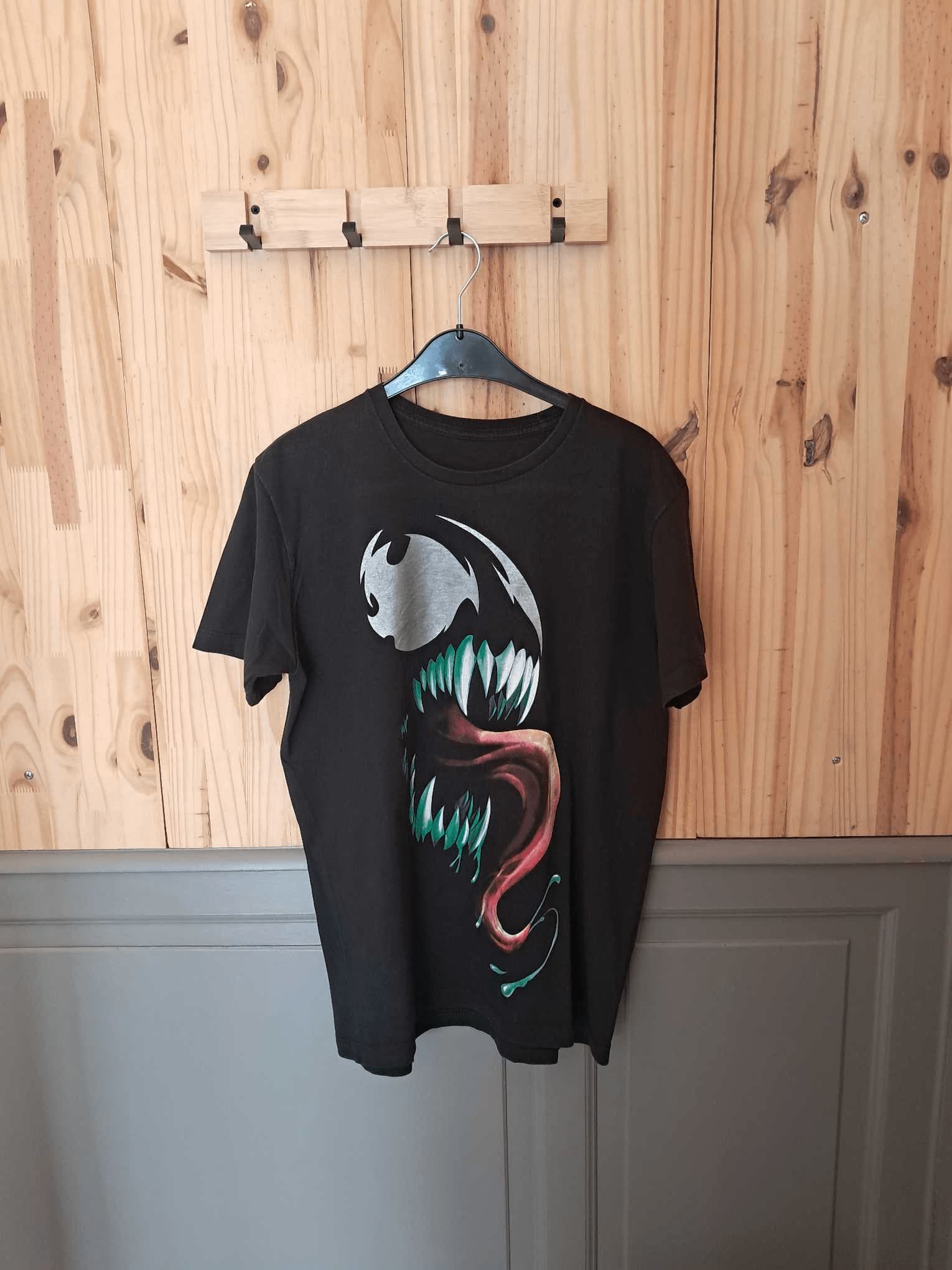 T-shirt Noir Venom Coton Homme XL | Friperie Vintage Seconde Main COOL FRIP  