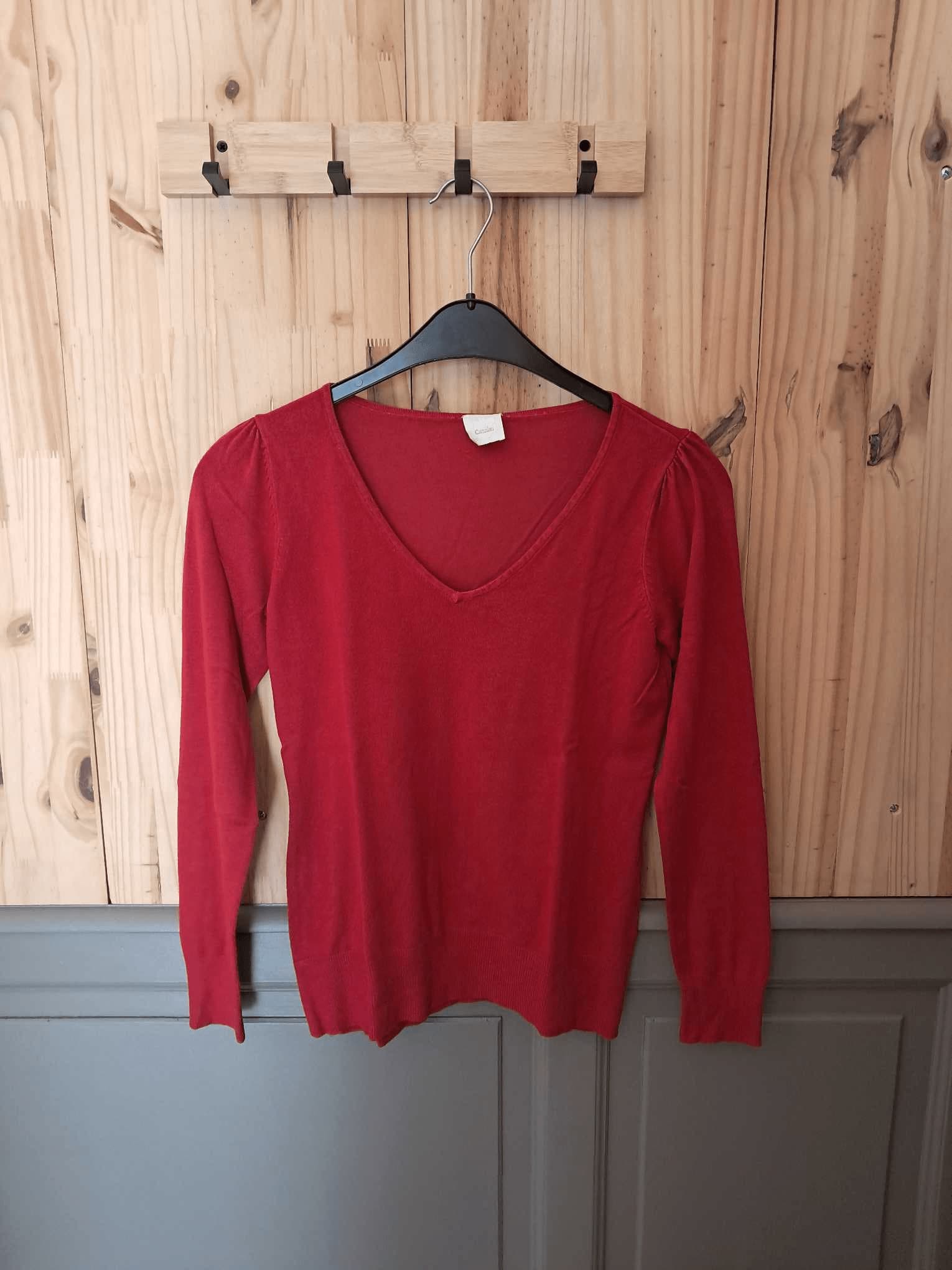 Haut Rouge Camaïeu Polyester Col V Femme | Friperie Vintage Seconde Main COOL FRIP