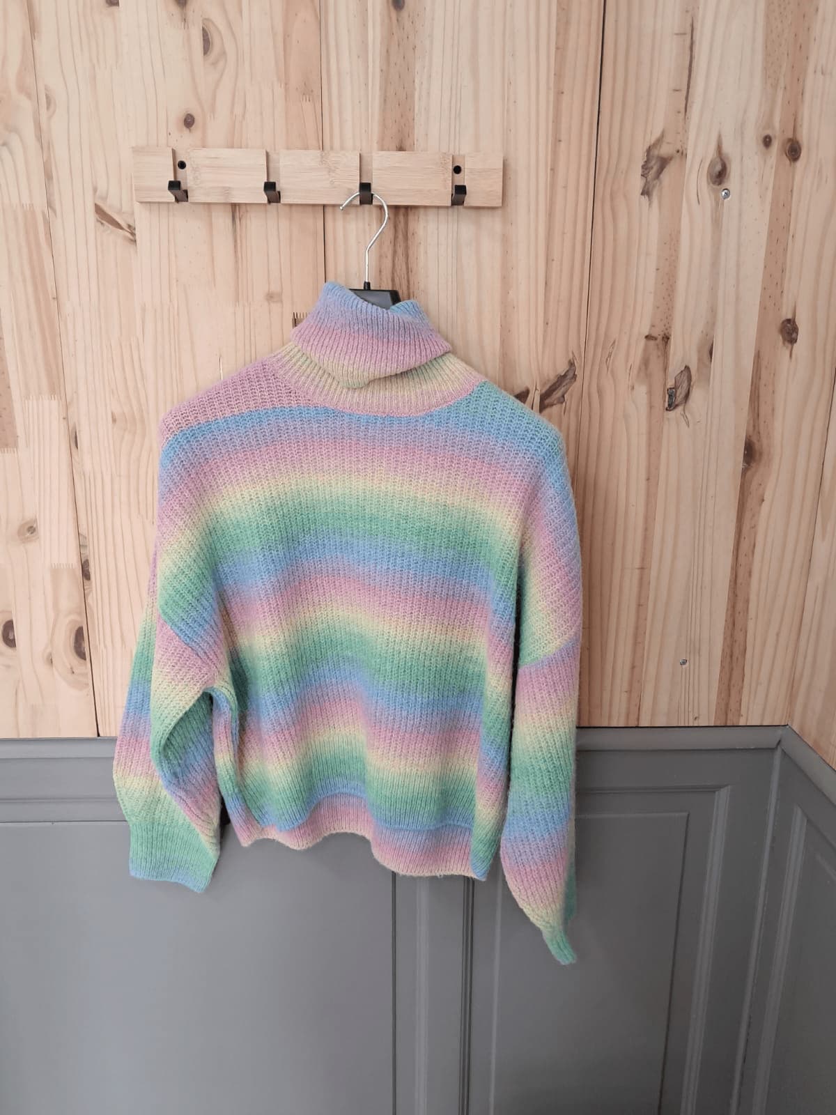 Pull Arc-en-Ciel H&M Polyester Acrylique Femme S | Friperie Vintage Seconde Main COOL FRIP