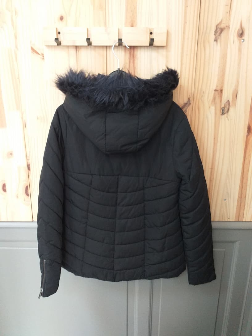 Doudoune Noire à Capuche Promod Taille 38 - vue arrière - Veste Vintage Femme