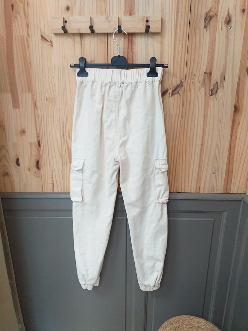 Cargo Jennyfer Beige Taille 34 - vue arrière - Vintage Streetwear Femme