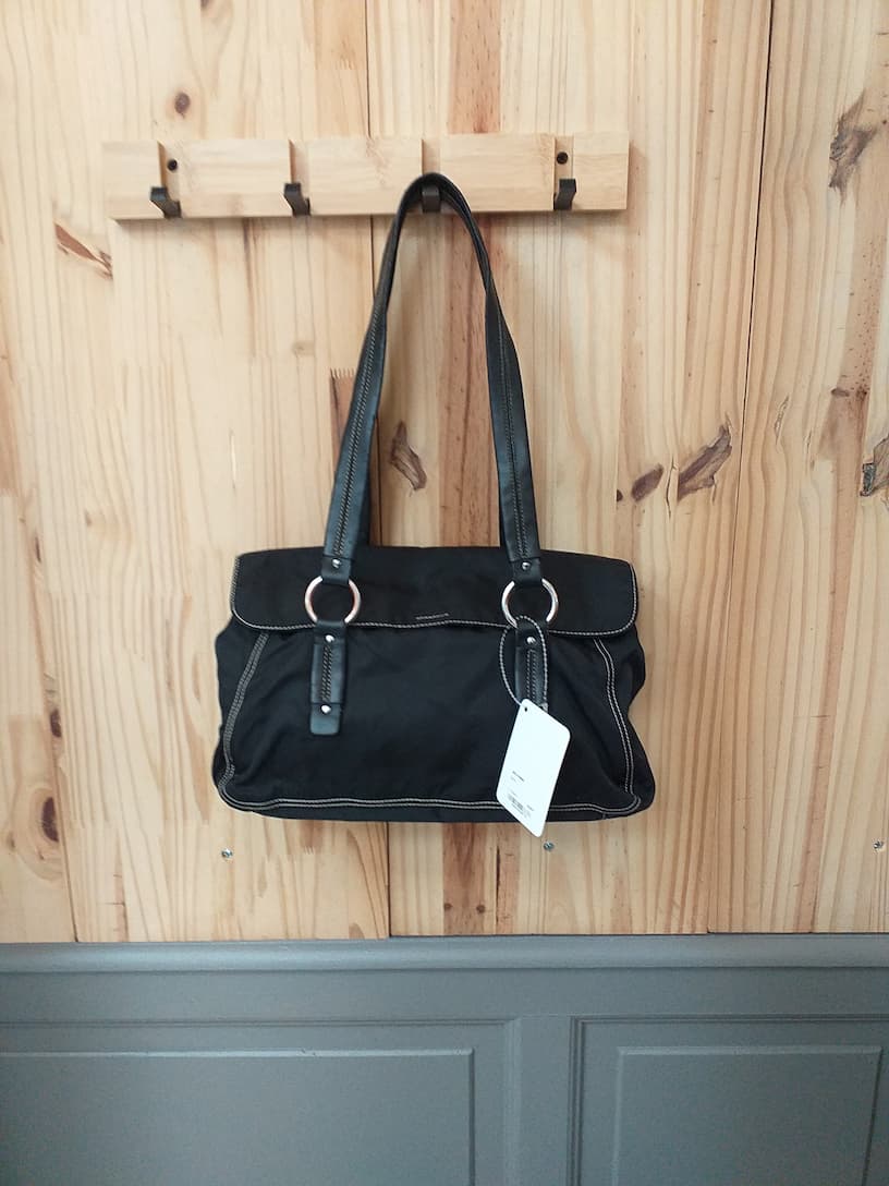 Sac à Main Esprit Noir Nylon - vue devant - Vintage Femme Occasion