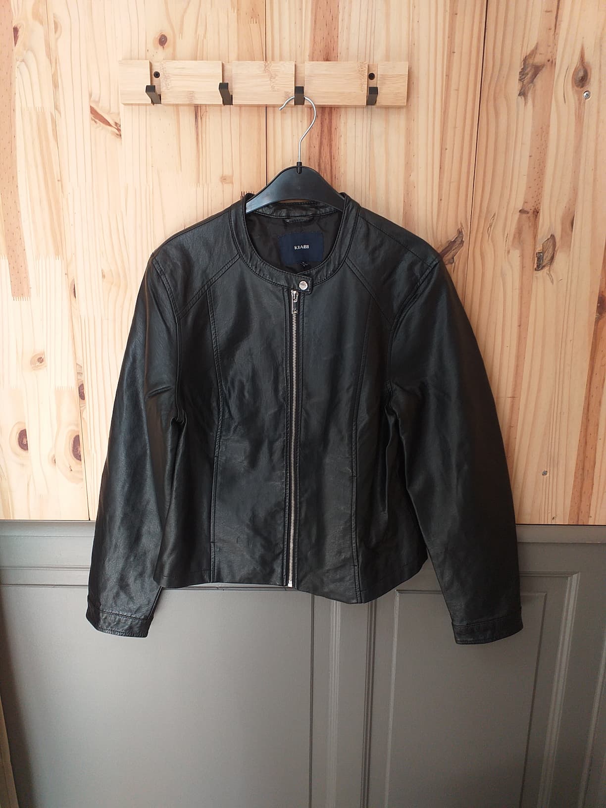 Veste Oversize Noire XXL Kiabi Femme - vue devant | Friperie Vintage Seconde Cool Frip