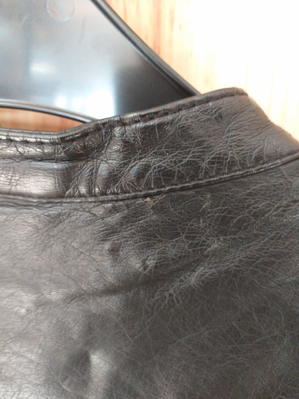 Veste Oversize Noire XXL Kiabi Femme - détail col | Friperie Vintage Seconde Cool Frip