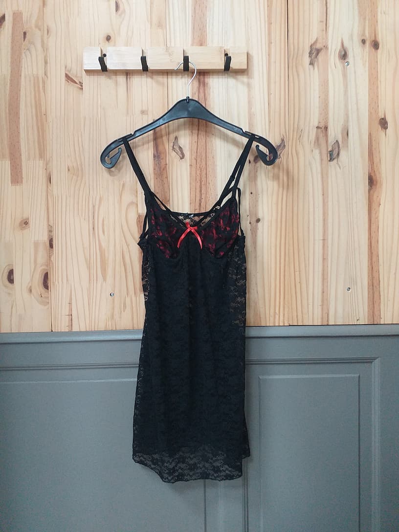 Nuisette Noir Femme S | Friperie Vintage Seconde Cool Frip