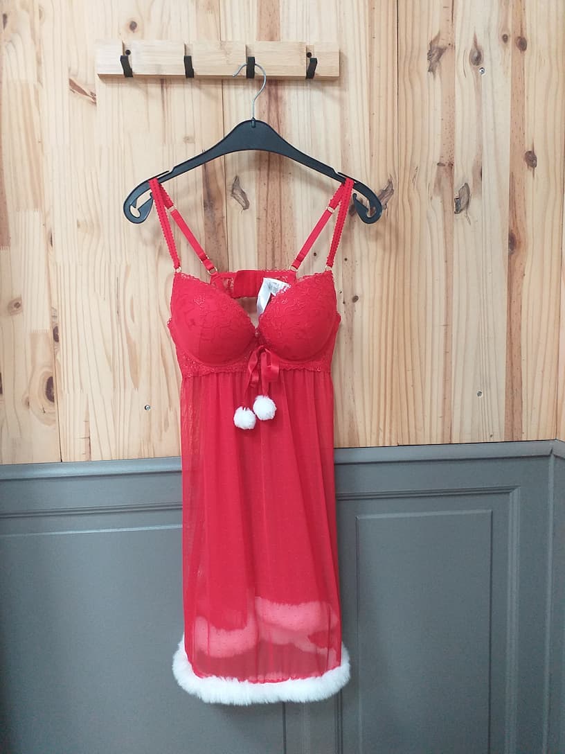 Nuisette Rouge Polyester Polyamide Femme 100B | Friperie Vintage Seconde Cool Frip