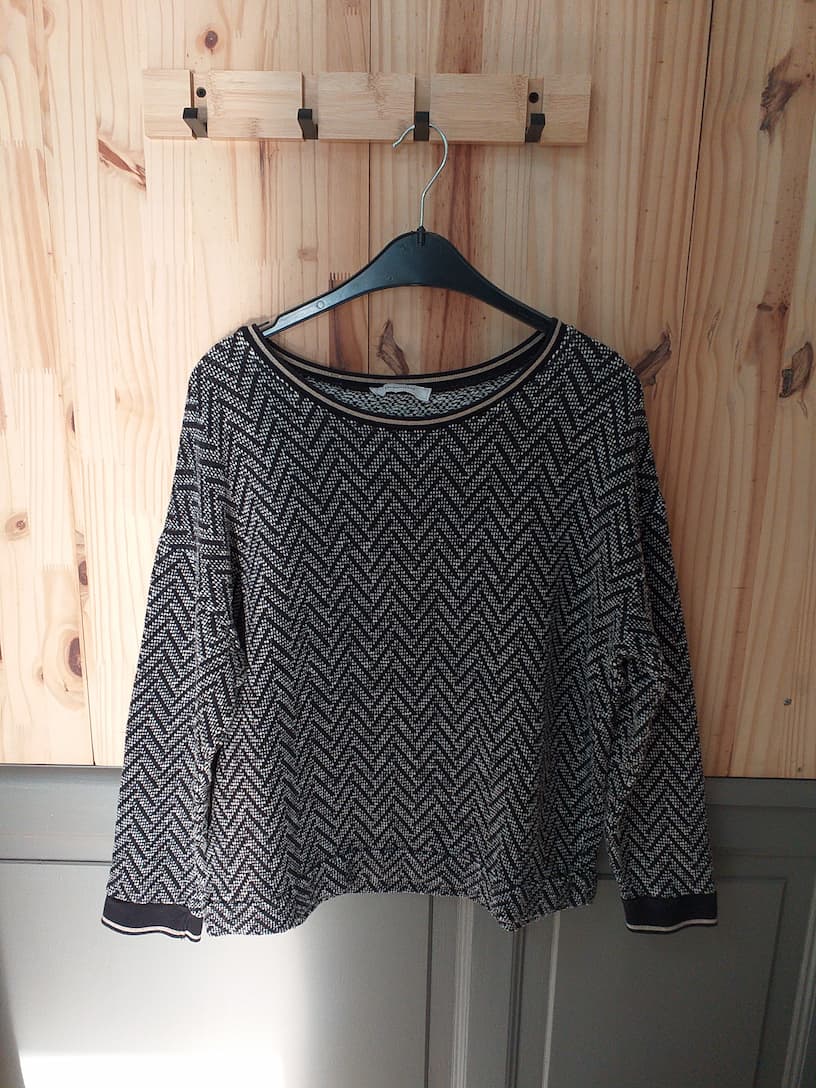 Pull Motif Graphique Noir Blanc Femme L | Friperie Vintage Seconde Cool Frip