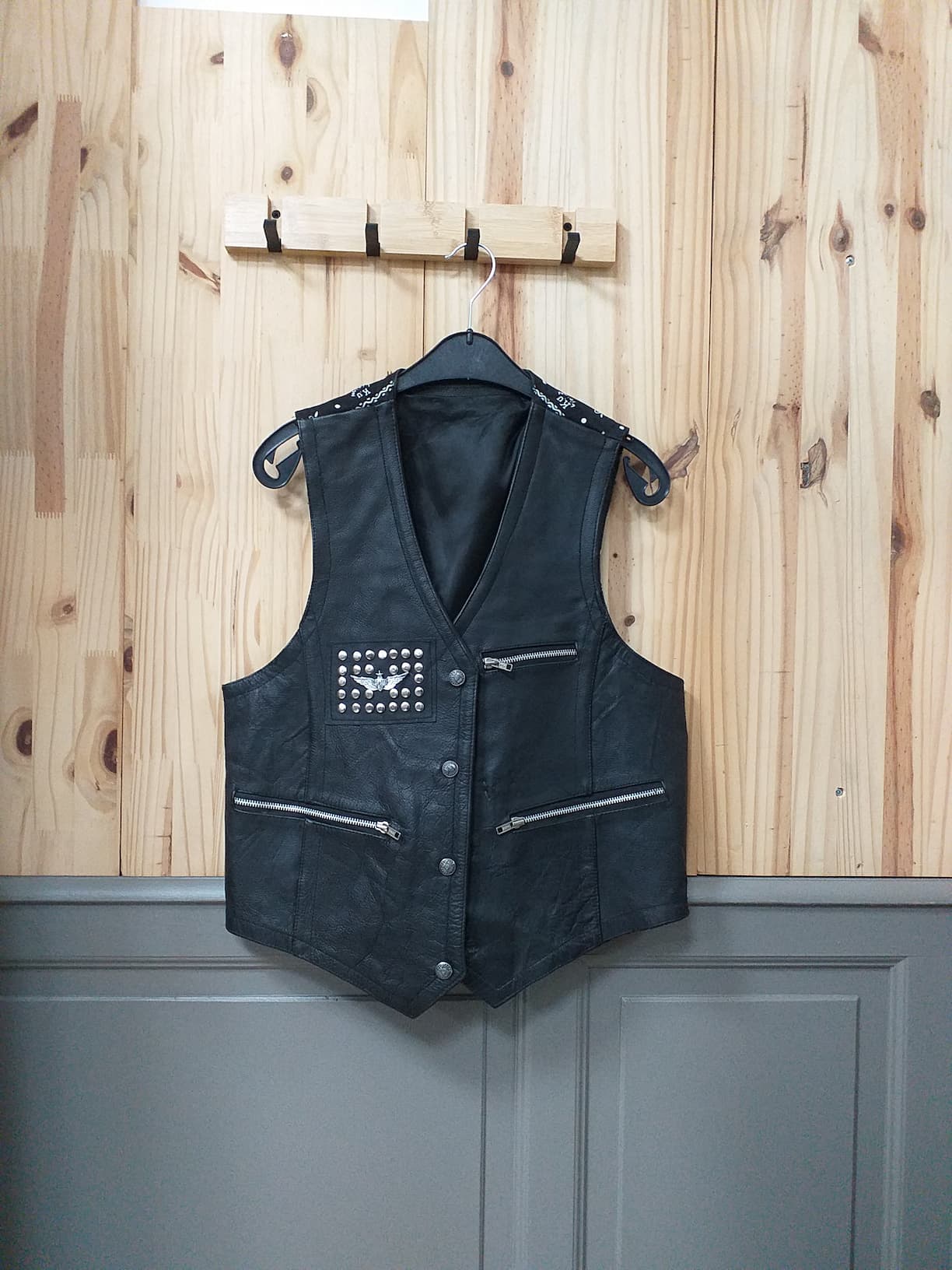 Gilet Cuir Marron M Homme - vue devant | Friperie Vintage Seconde Cool Frip