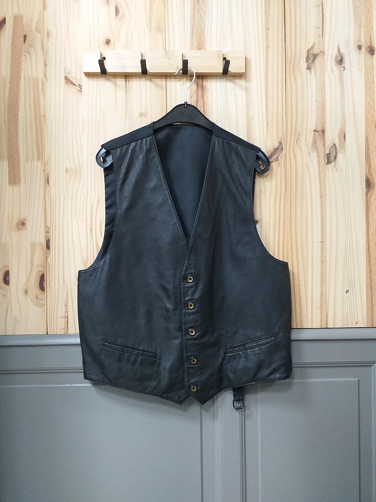 Gilet Cuir Marron L Homme - vue devant | Friperie Vintage Seconde Cool Frip