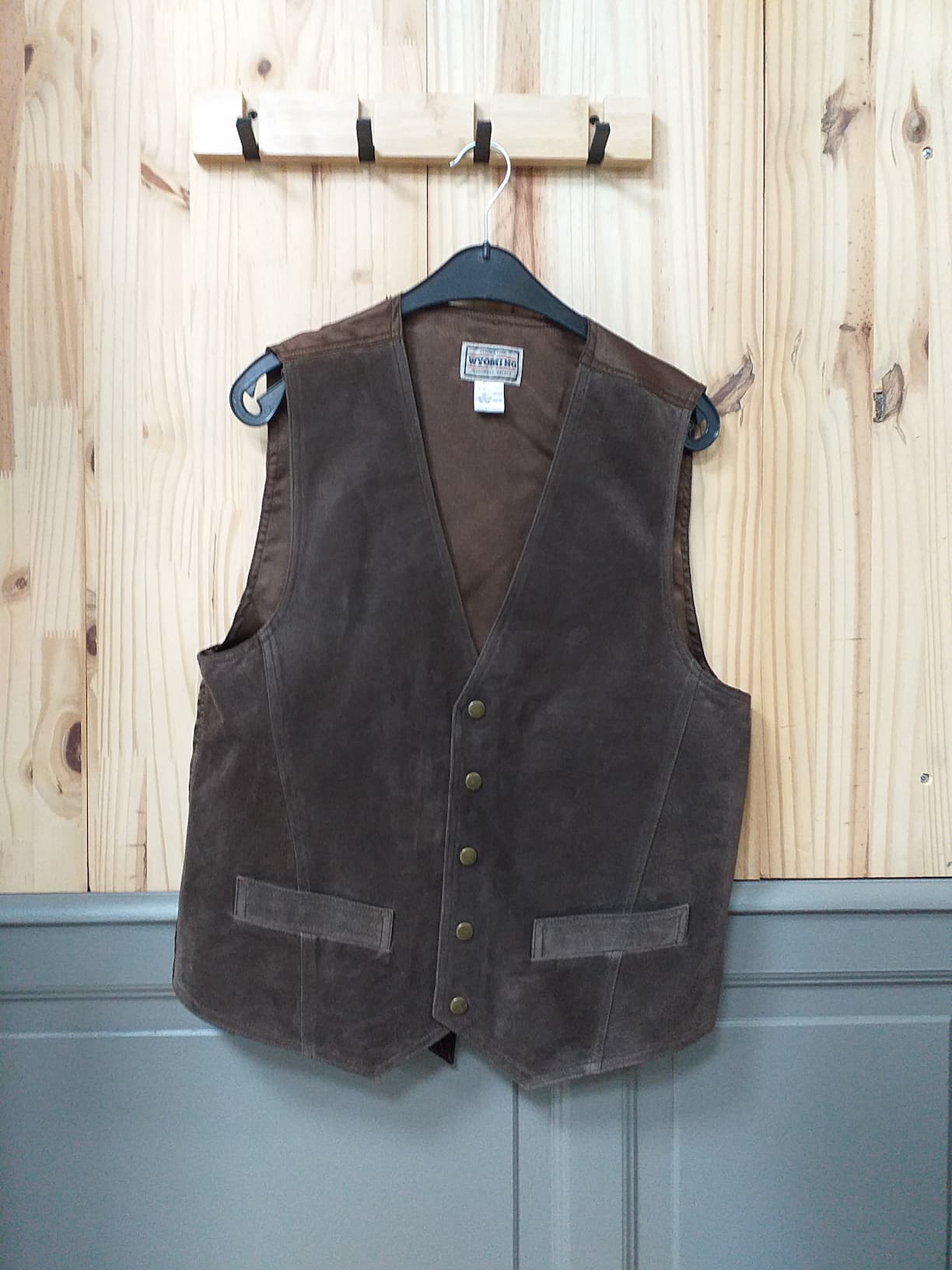 Gilet Cuir Daim Marron XXL Homme - vue devant | Friperie Vintage Seconde Cool Frip