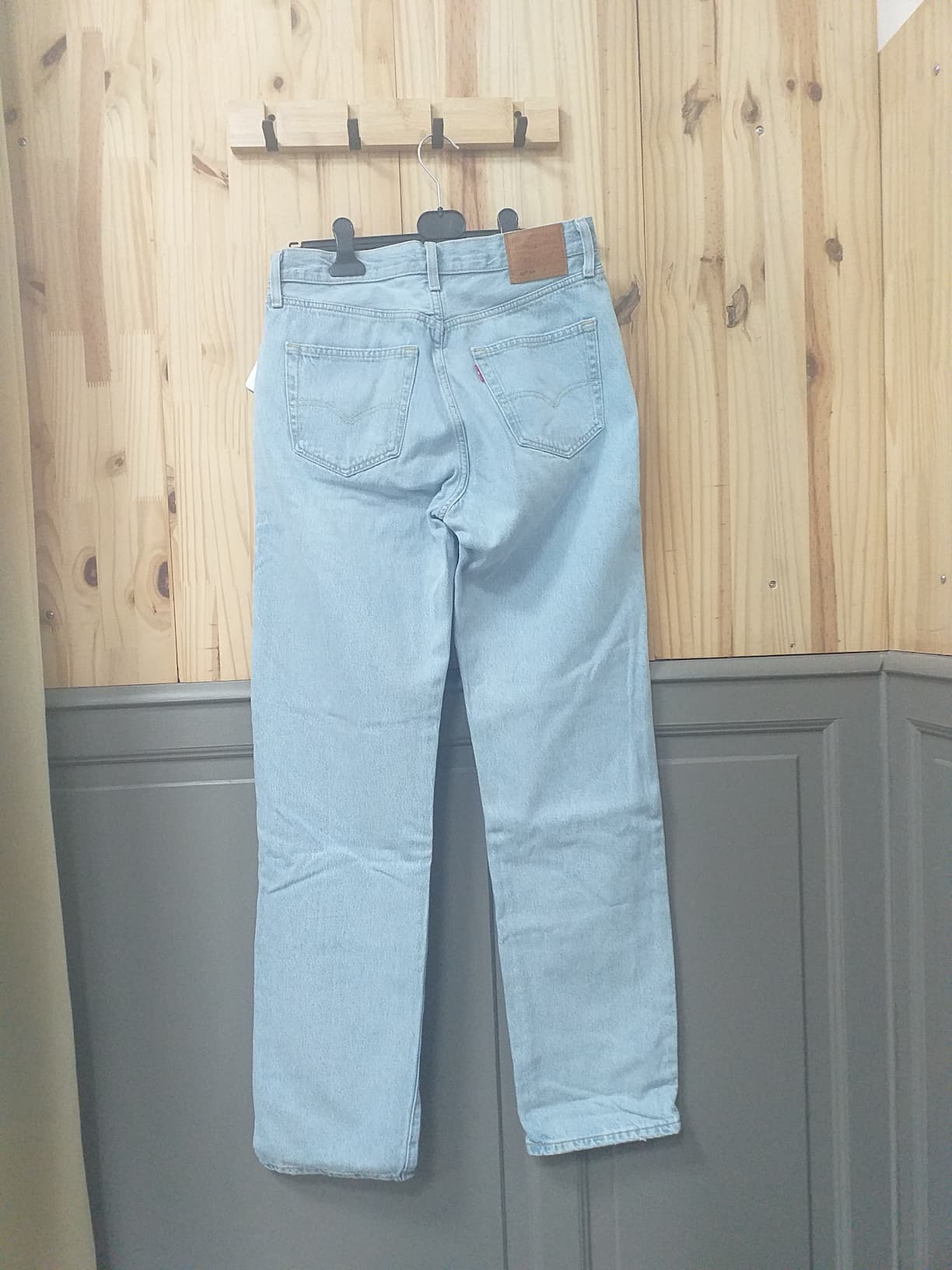 Jean W30-L34 Bleu Clair Coton Unisexe Levi's - vue arrière | Friperie Vintage Seconde Cool Frip