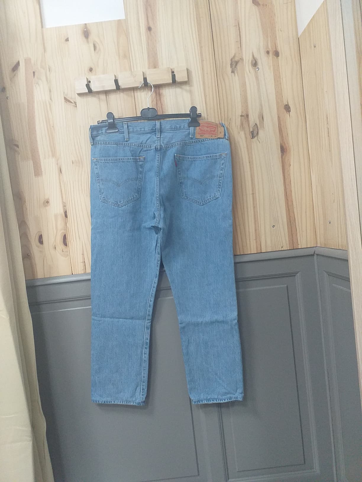 Jean W38-L32 Bleu Coton Unisexe Levi's - vue arrière | Friperie Vintage Seconde Cool Frip