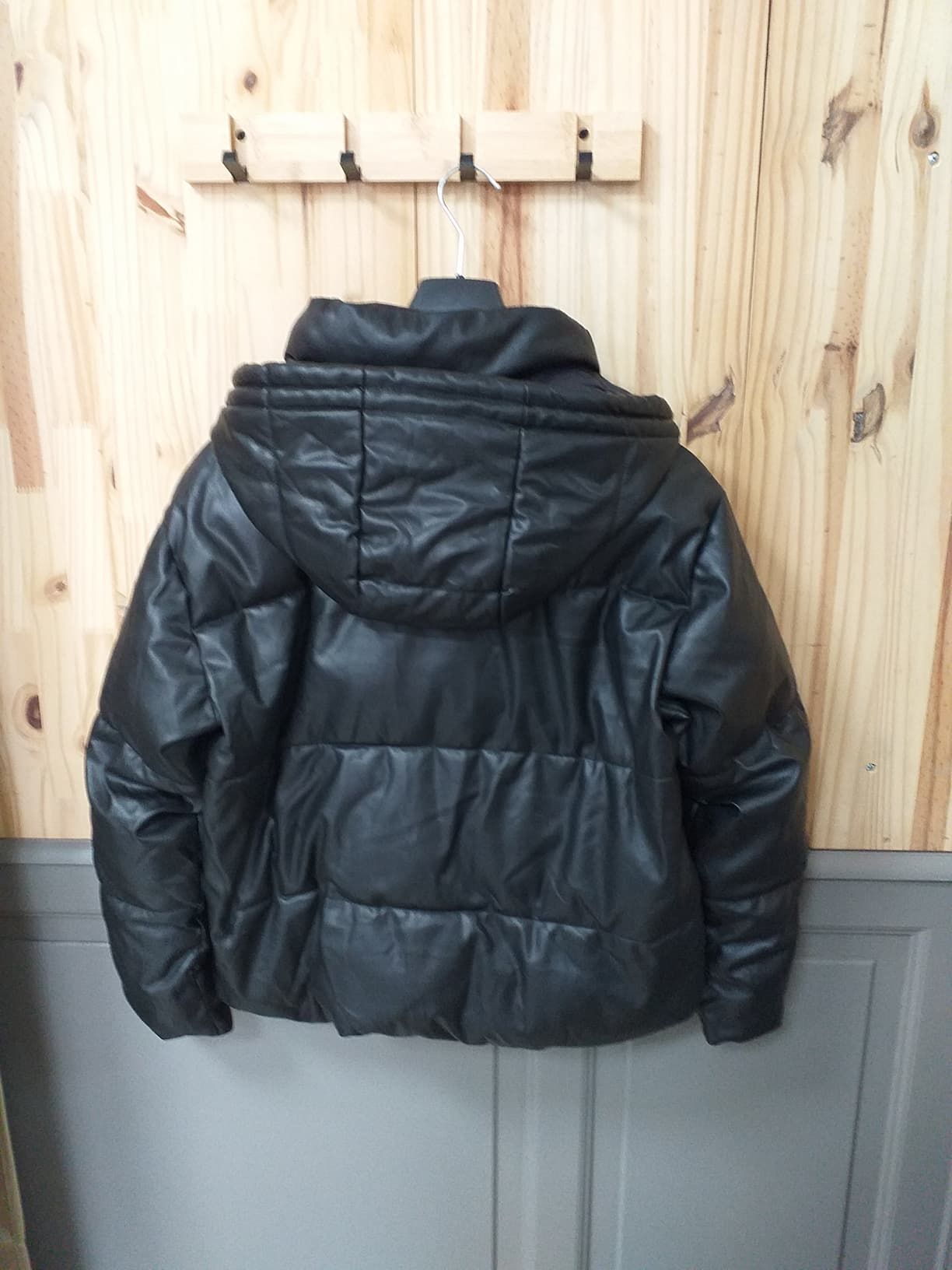 Doudoune Noir Polyuréthane Polyester Femme S - vue arrière | Friperie Vintage Seconde Cool Frip