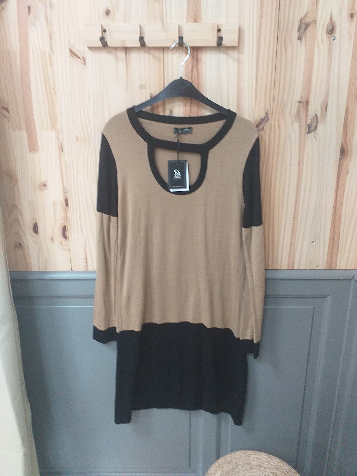 Robe Tricot Beige Noir Acrylique Laine Femme L | Friperie Vintage Seconde Cool Frip