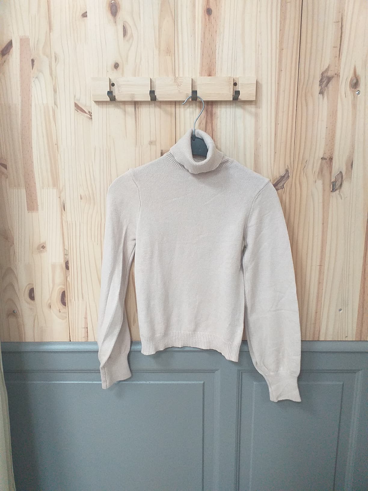 Col Roulé Beige Viscose Polyester Nylon Femme S | Friperie Vintage Seconde Cool Frip