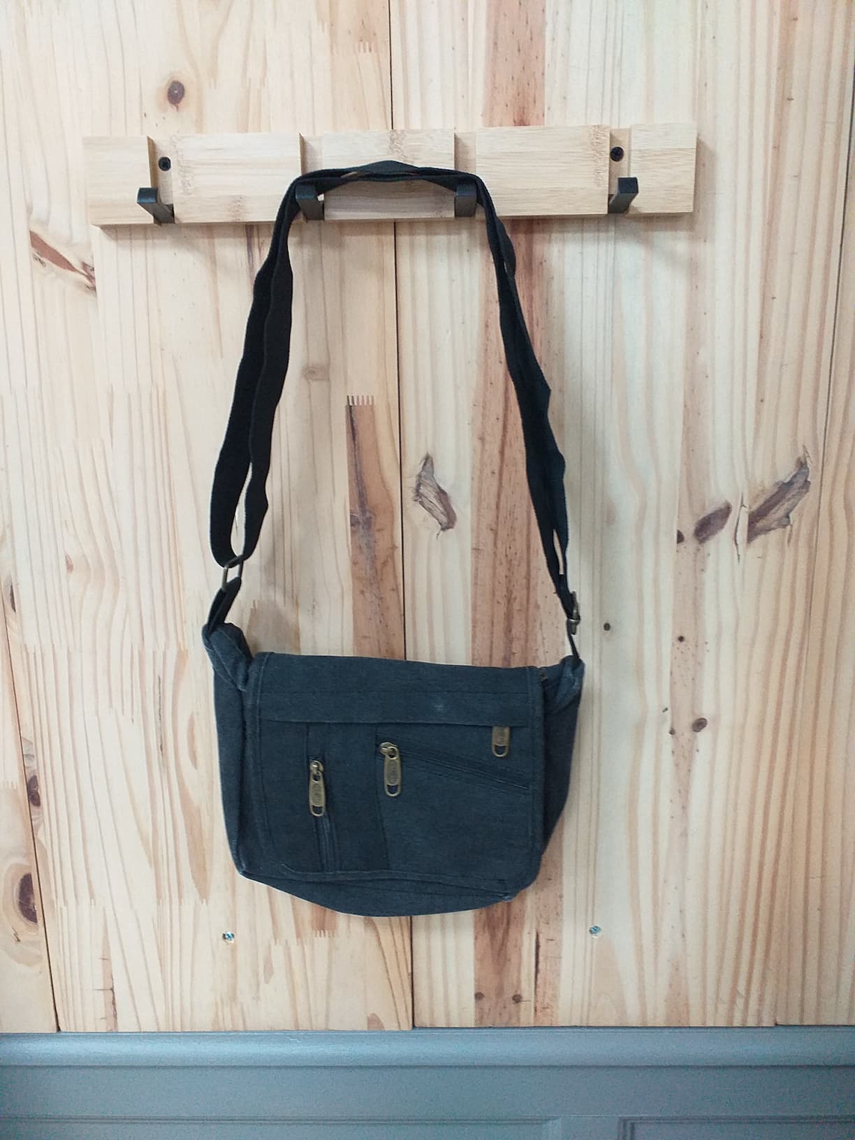 Sac bandoulière Noir Coton Polyester Femme | Friperie Vintage Seconde Cool Frip