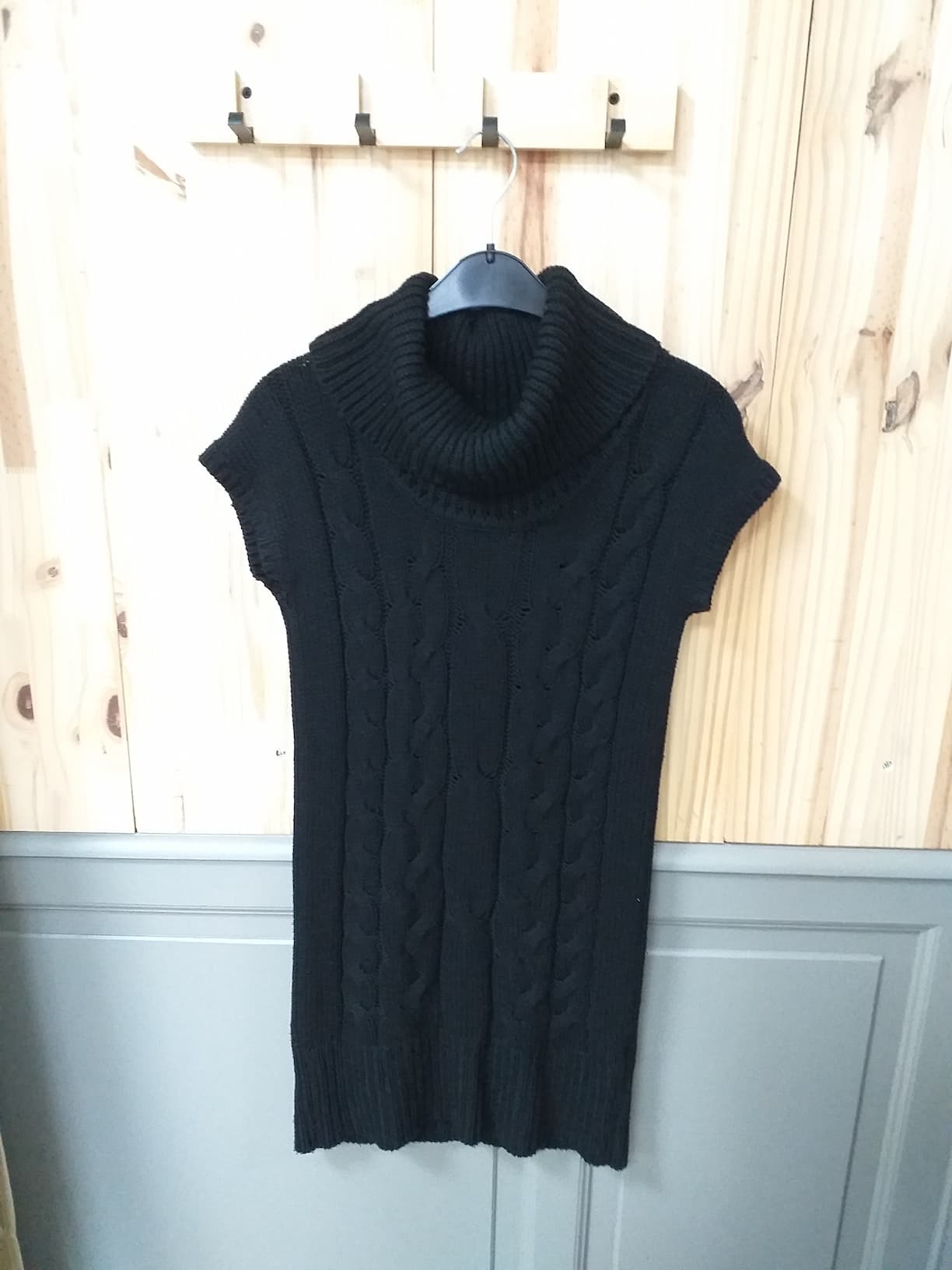 Robe tricot Noir Acrylique Femme S | Friperie Vintage Seconde Cool Frip