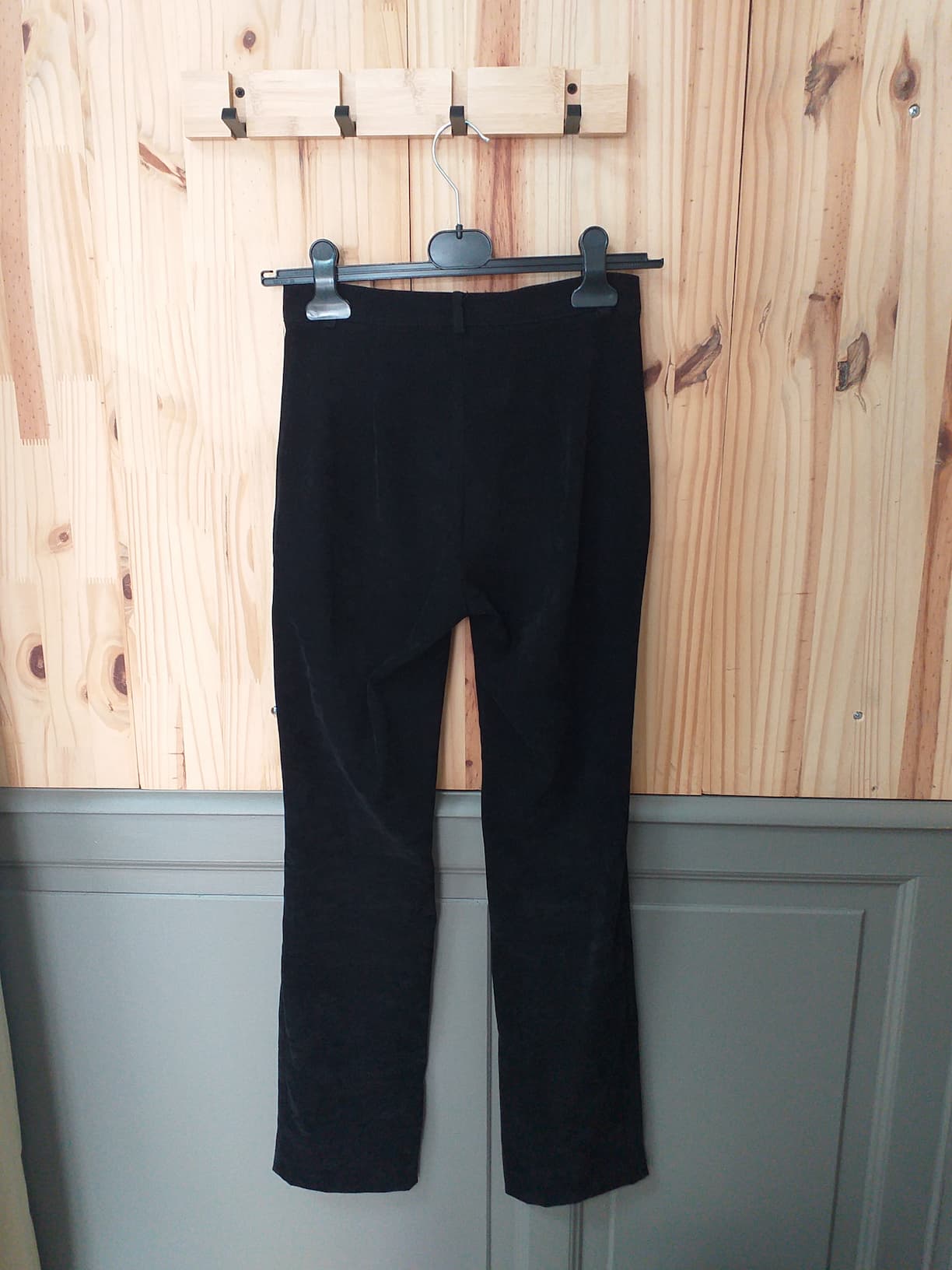 Pantalon Noir Polyester Femme XXS - vue derrière | Friperie Vintage Seconde Cool Frip
