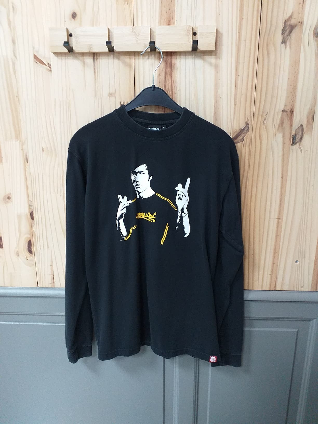 T-shirt Vintage Noir Coton Unisexe M | Friperie Vintage Seconde Main Cool Frip